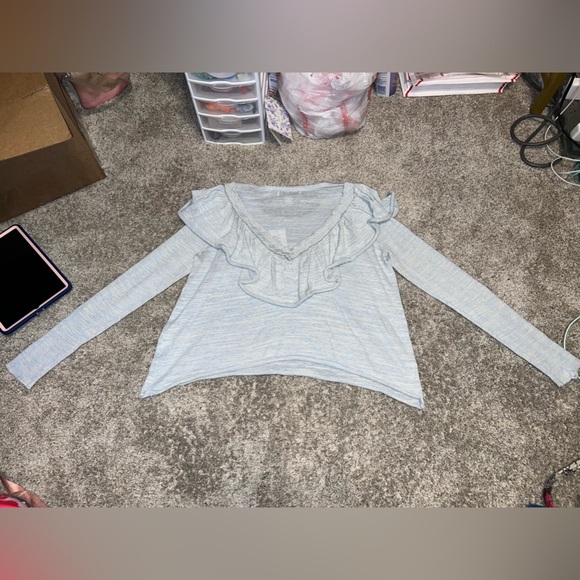 NWT Wildfox Light Blue Lais Ruffle Sweater Size Small Fits Oversized - Picture 3 of 9